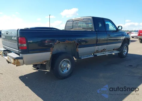 1999 Dodge Ram 2500 St from USA, damaged, VIN 1B7KF23W5XJ614503